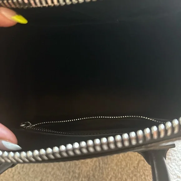 Givenchy Black Satchel Bag - Picture 5 of 9